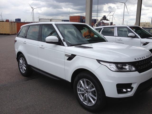 2017进口路虎揽胜运动休闲化城市化设计理念