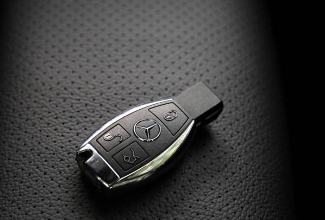 汽车头条 - 旧貌换新颜!奔驰C200 Coupe华丽的