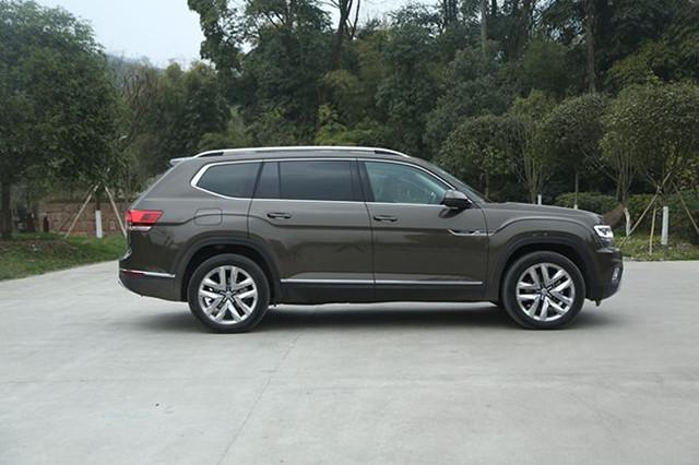 旅行来遗忘爱的易车号,为您分享“2017年度最佳SUV车型,花落大众途昂!”