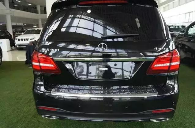 2017款奔驰GLS400最新报价图片 48205 637x420
