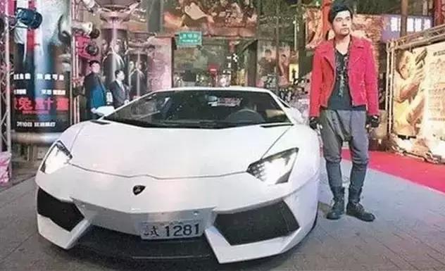 不再钟爱AE86?《头文字D》主演竟然开途观!_汽车棒棒堂_易车号