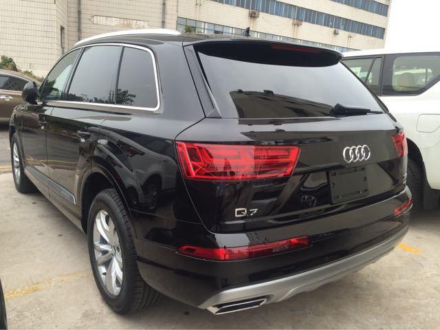 2017款奥迪Q7最新报价优惠直降8万