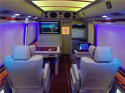 15座丰田考斯特内饰改装实拍图 柯斯达中巴大客车