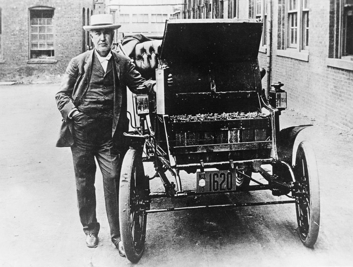 100 年前的大发明家告诉你,电动车并不属于未