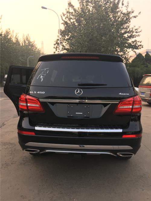 豪车资讯18款奔驰GLS450美版3.0T配置和17款奔驰450有什么区别？