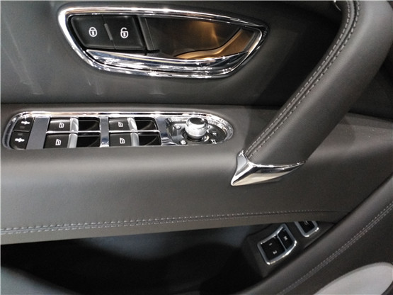 w555_h416_2aa668968a064e35ae29484d6f6720