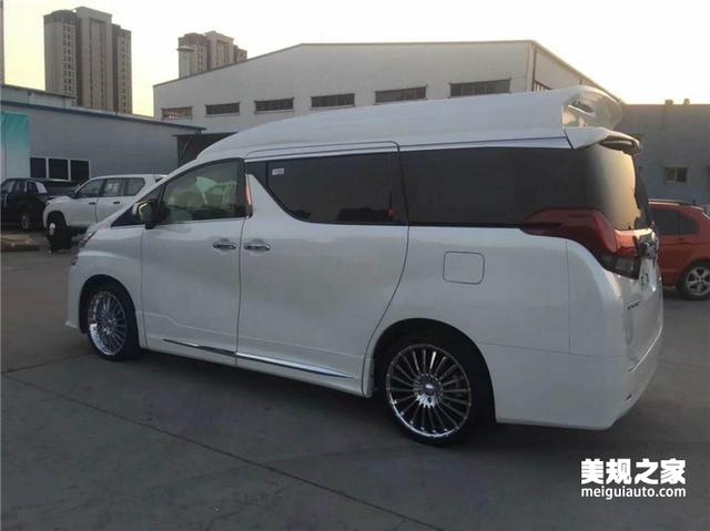 平行进口2018款丰田埃尔法3.5蒙娜丽莎樱花版