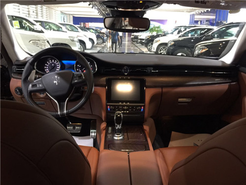 2017款美规版玛莎拉蒂四驱总裁酒红色北京现车