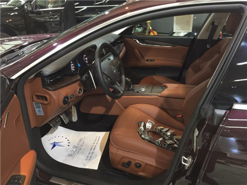2017款美规版玛莎拉蒂四驱总裁酒红色北京现车