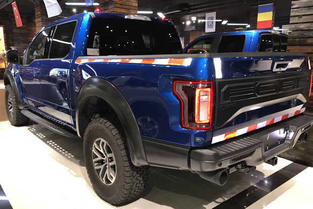 17款福特猛禽F150 皮卡轮毂最为独特