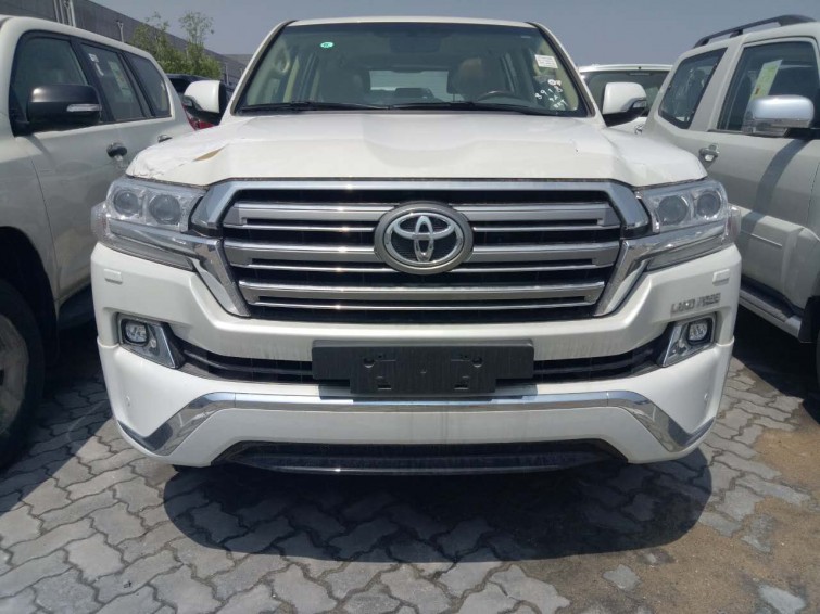 丰田兰德酷路泽4600品质非凡改装效果秒变高