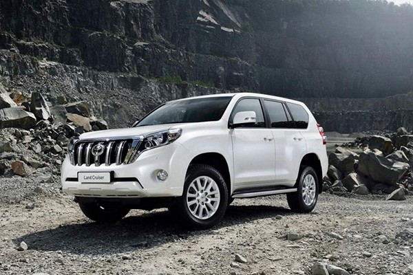 世界十大顶级suv w600_h400_8da34b1cff3a46738b460bebc01b2996.jpeg