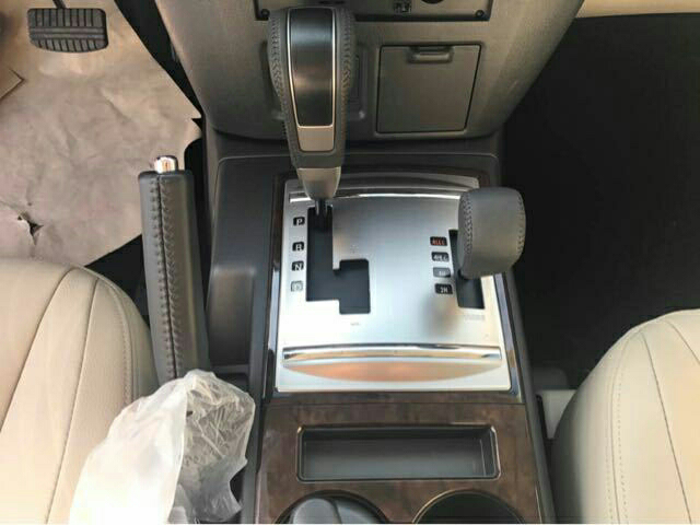 2018款三菱帕杰罗V97中东版铂金版报价