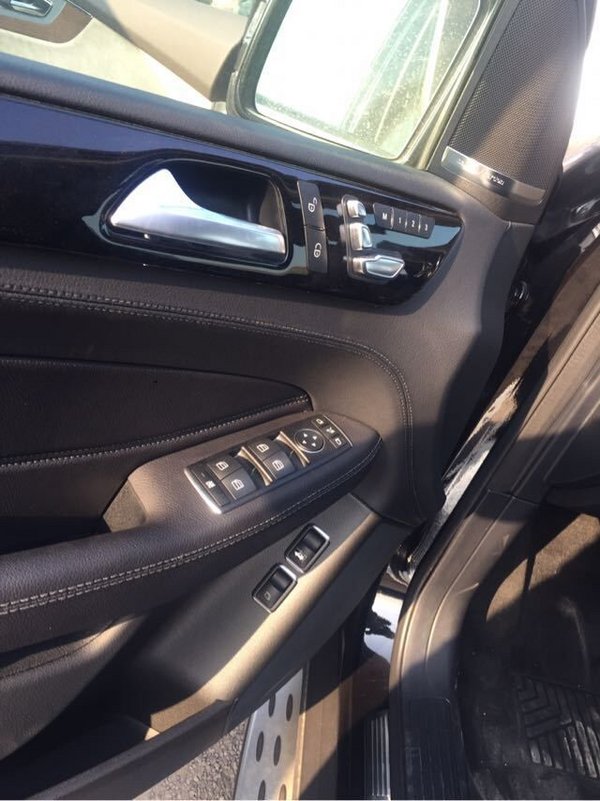 2018款加版奔驰GLS450 顶级配置详情介绍-图5