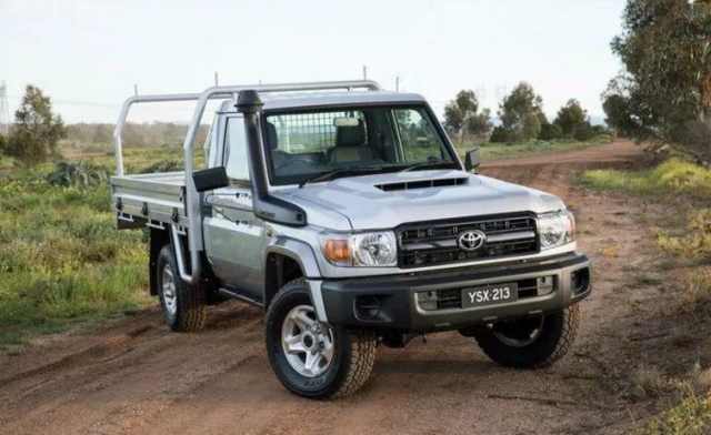 看了《红海行动》激动之余我们来聊聊车