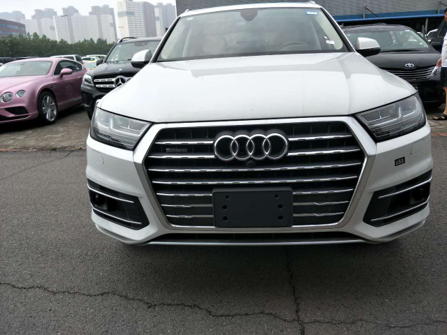 奥迪Q7加版全港11月最低价多少17款进口奥迪Q7配置动力