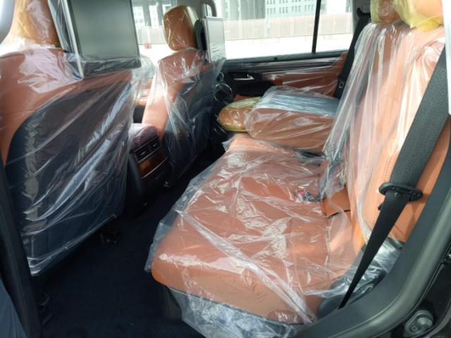 中东版18款雷克萨斯LX570 S运动限量款现车配置详情及报价