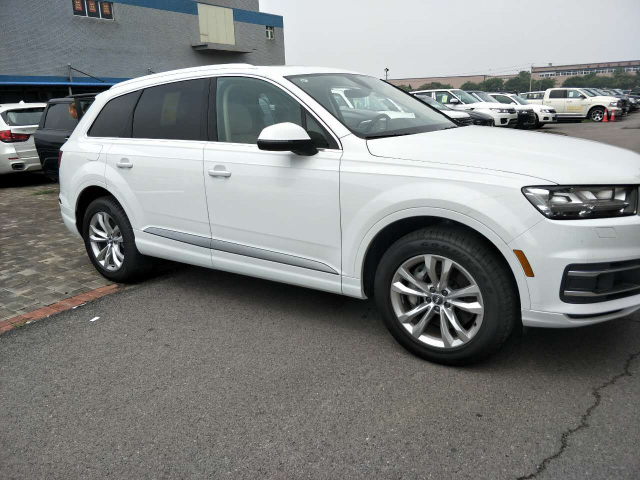 17款奥迪Q7欧规柴油3.0T现车手续齐当天票