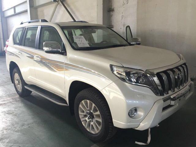 進(jìn)口豐田霸道4000中東版盡享極品越野車(chē)傳承越野經(jīng)典