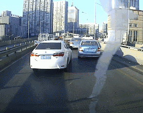 470条交通违法抓拍全部消除 因他们做了这件事