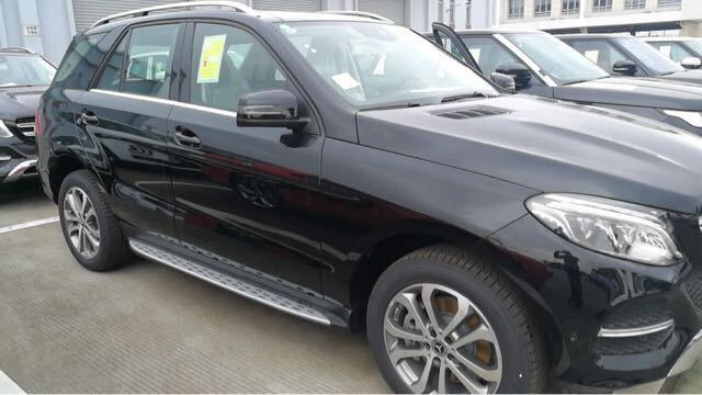 18款奔驰GLE400搭载了3.0升双涡轮增压发动机