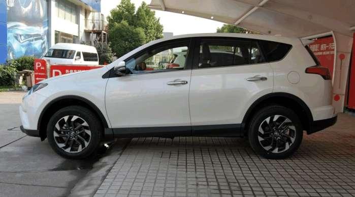丰田荣放rav4新款尺寸 w699_h387_4682a526c8114db6b8df459b29dddbb4.jpeg