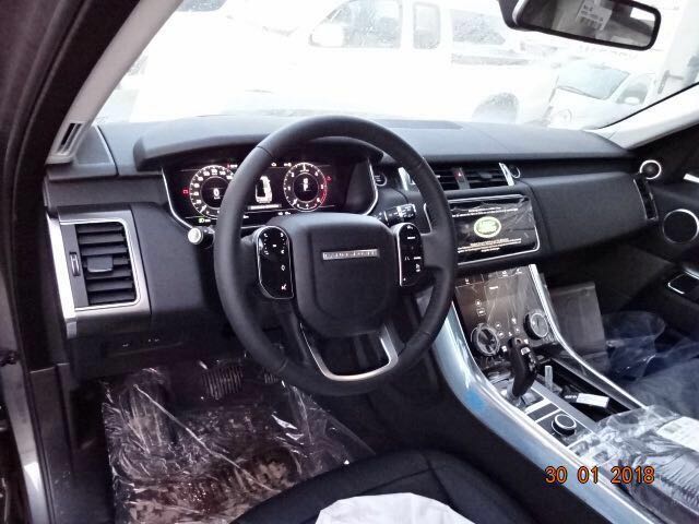 点击插入图片 18款路虎揽运3.0柴油版最新价格全国可分期