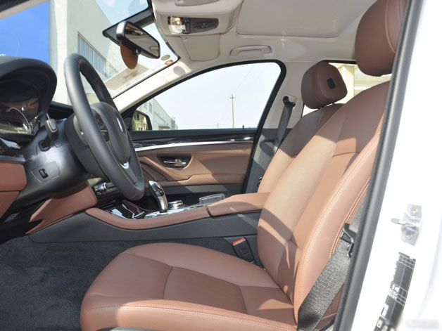 2018款宝马520i天津港最新行情