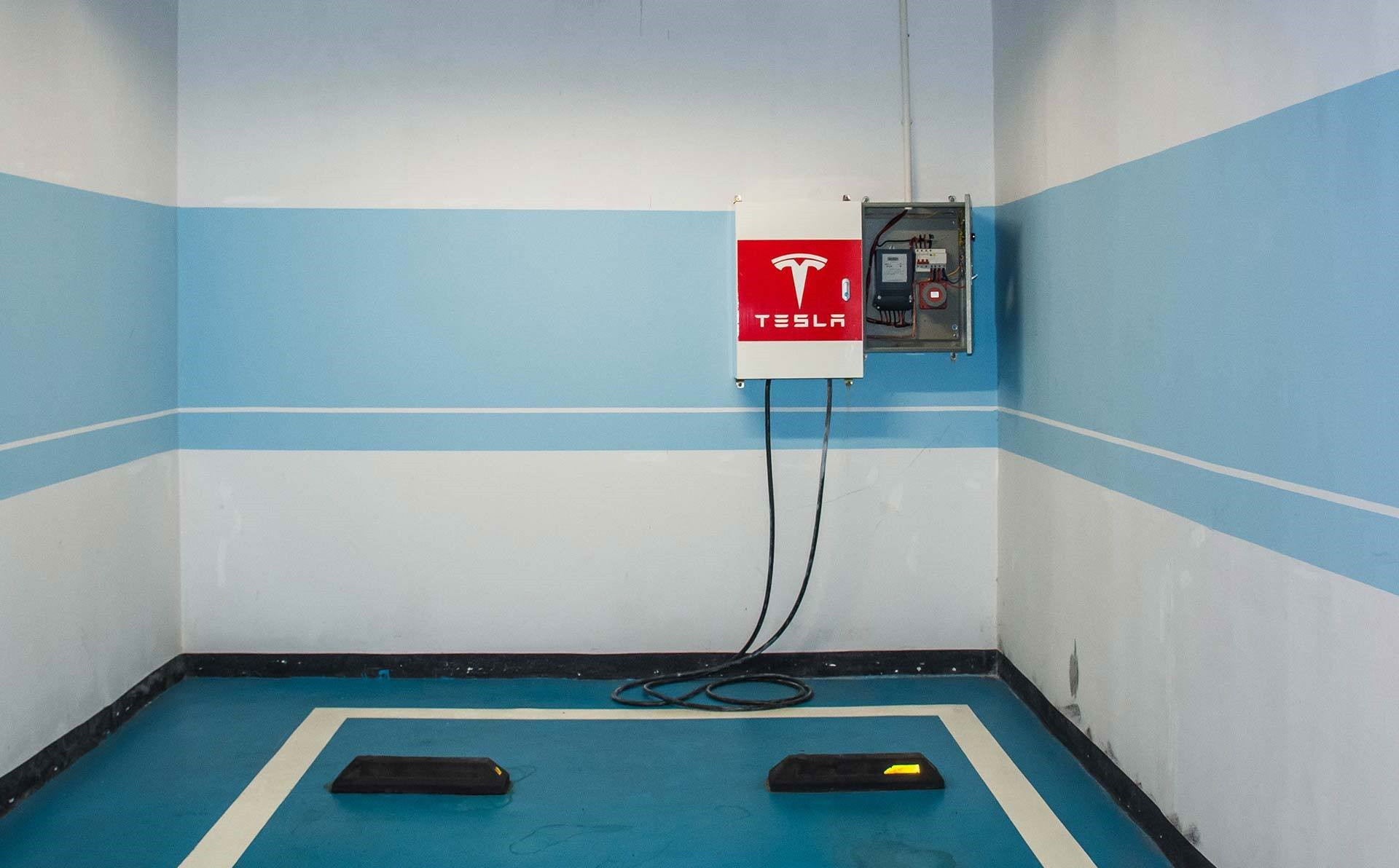 理想充电桩安装攻略 w1920_h1192_b669c26419e7423fac6b34fa3b76be9e.jpg