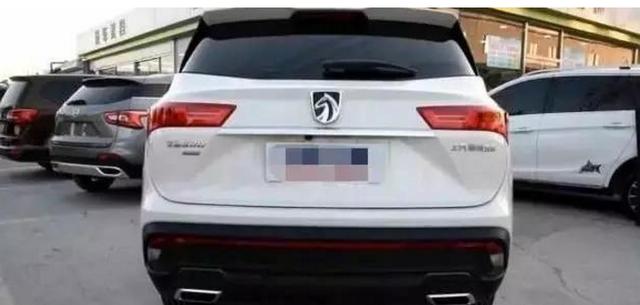 宝骏终于将那个马头车标换了,网友:豪车来了,钱