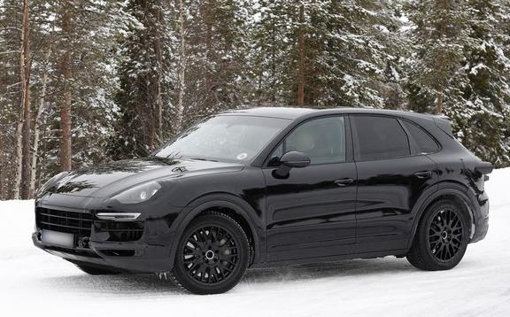 汽车头条 - V8发动机标配四驱再来混动,保时捷