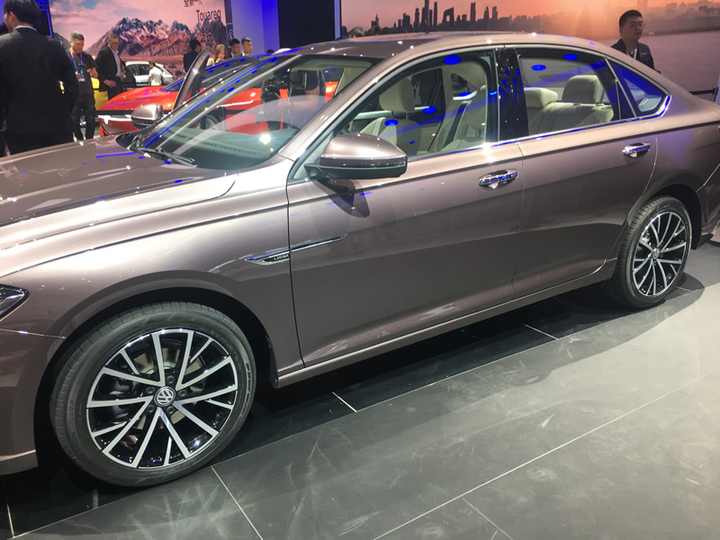 车展|超越自身更高定位 全新大众朗逸PLUS亮