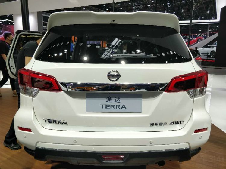 2018北京车展 日产途达鼓式刹车排量2.5怎么和