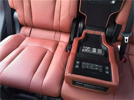 18款雷克萨斯LX570豪华SUV12气囊让驾乘更安心安全