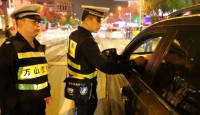 一般多久能醒酒开车 w396_h228_84952e585c844ad1b477fcf0881e941a.jpg