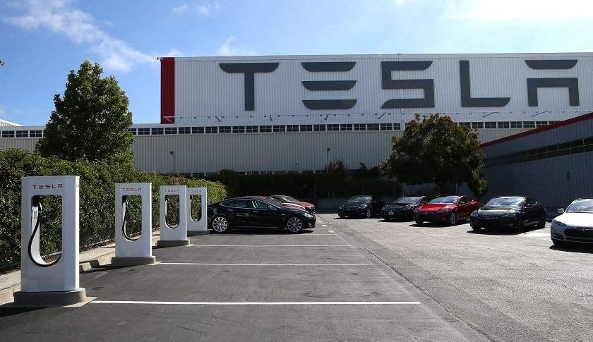 仍有多重问题待解 特斯拉在上海成立全资子公司