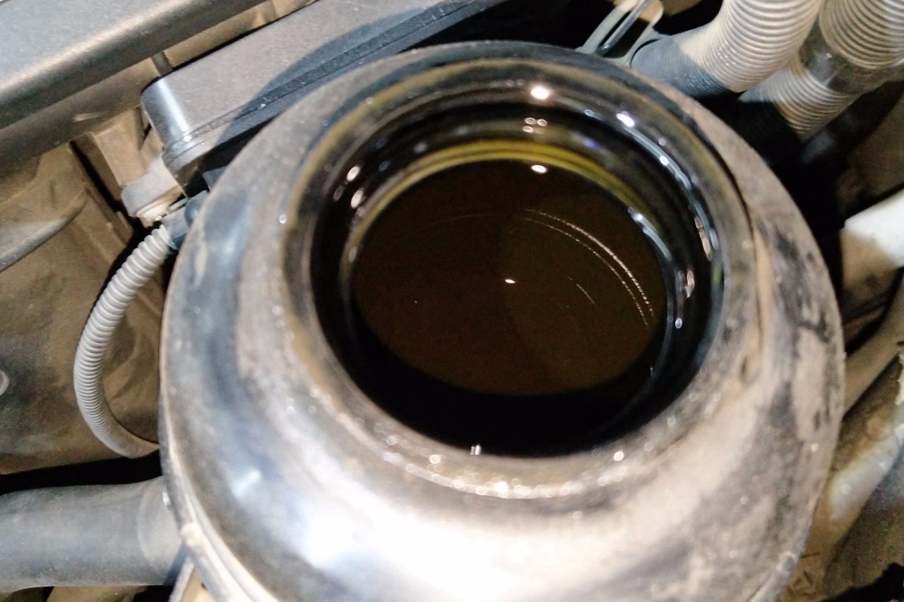 又见宝马325i,说说十万公里左右二手车的整备