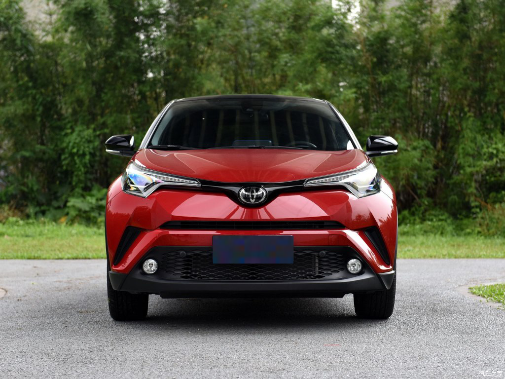 搭载2.0L动力!丰田首款小型SUV将于6月23日上