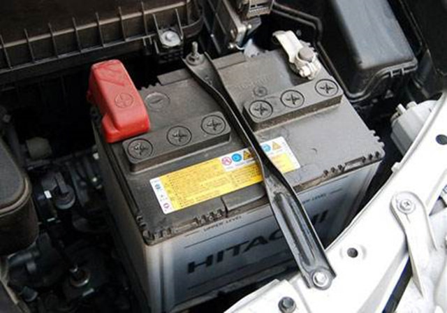 汽车蓄电池只用来充电？这些功能你可能还不知道！