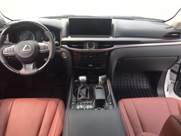 雷克萨斯LX570现车报价 雷萨570天津港报价