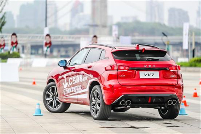 线上引爆话题 线下C罗挑战 WEY成世界杯最大