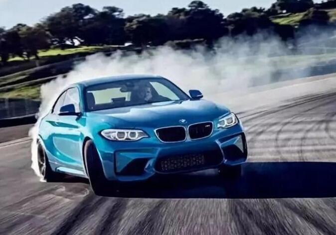 【303汽车】一台搭载绝版发动机的宝马328LI?