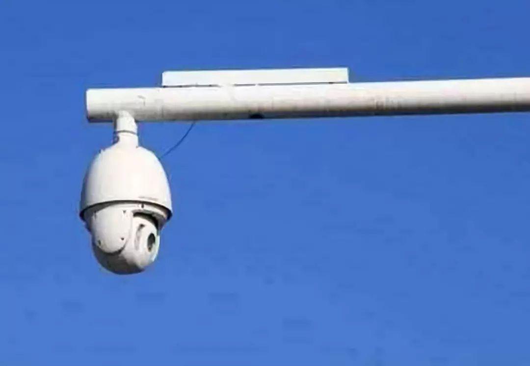 教你辨认马路上的电子摄像头,从此再也不怕被