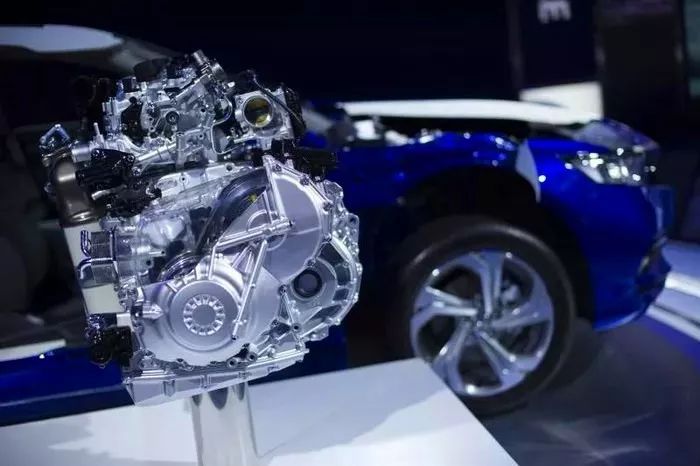 是什么原因让你放弃SUV选择了TA?因为“买发动机送车”!