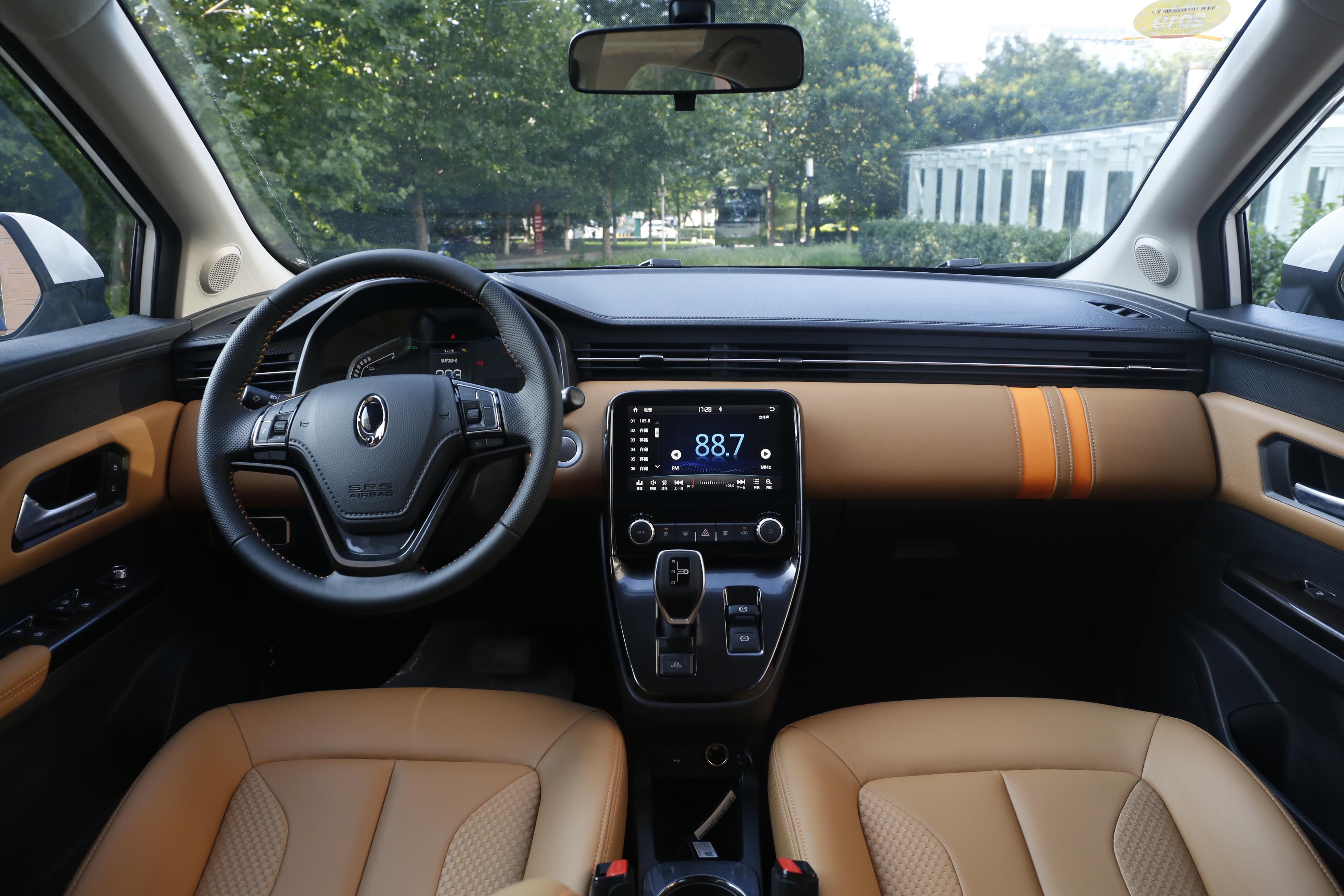 长城欧拉iQ已到店,解锁车竟然用后视镜,15万起能大卖吗?