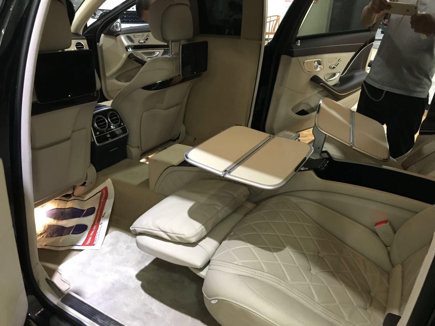 2018款奔驰迈巴赫S650尊贵顶级奢华座驾成功男人的最爱