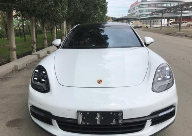 172万元全款落地一辆帕拉梅拉4S