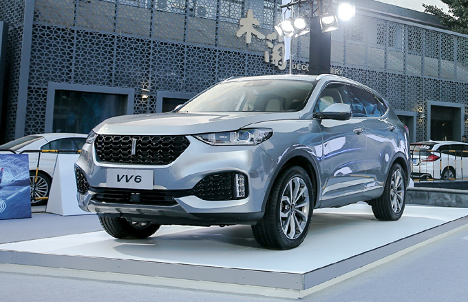 8月27日,中国首款智能豪华suv——wey vv6在北京