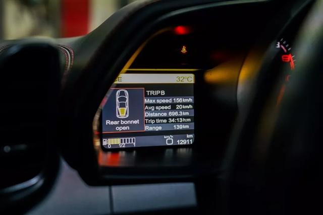 法拉利最新跑车_法拉利最贵的跑车_法拉利入门跑车