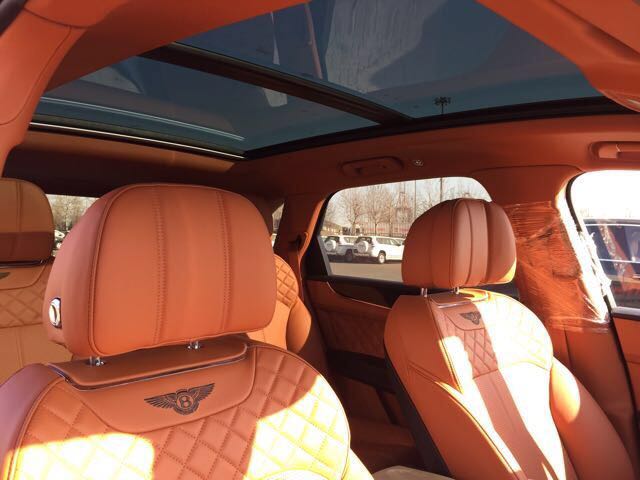 2018款宾利添越呈献给世人的永远都是最强劲